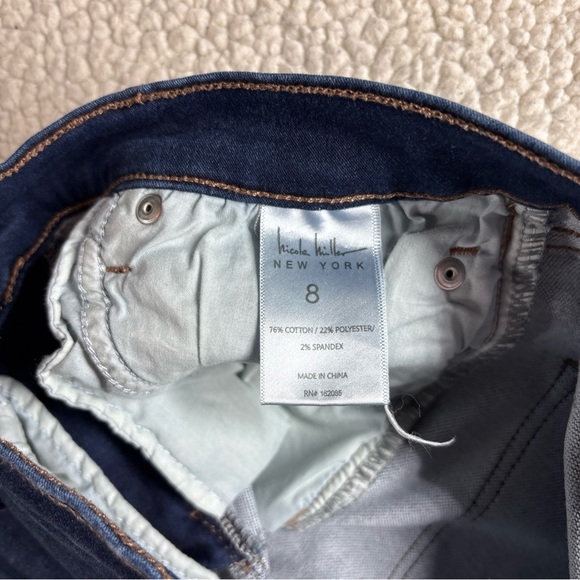 Nicole Miller NY SOHO High Rise Bootcut Women Size 8 Stretch Dark Wash Blue Jean - Picture 11 of 15